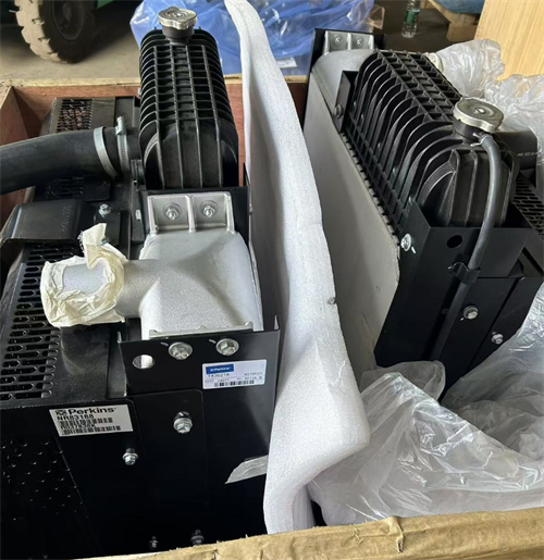 帕金斯1006TG2A柴油發(fā)動機散熱器深度解析